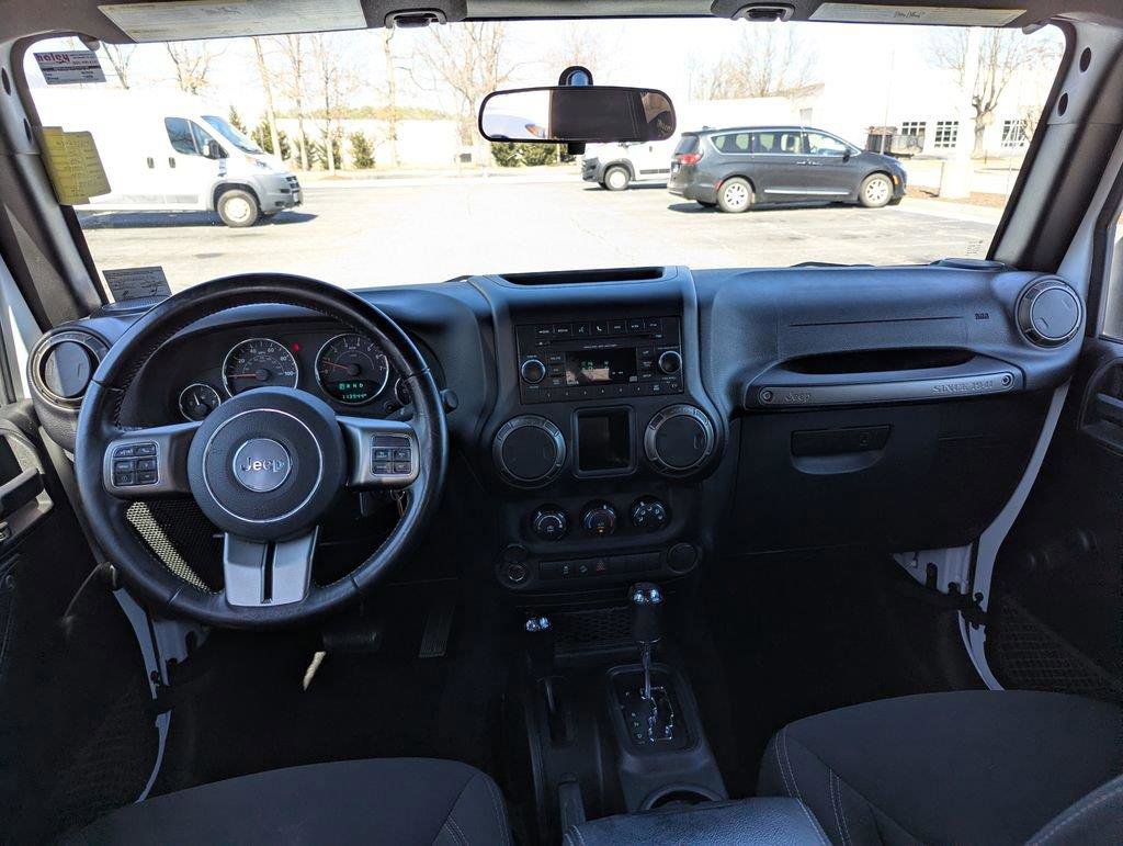 Used 2018 Jeep Wrangler Unlimited Sport image 10