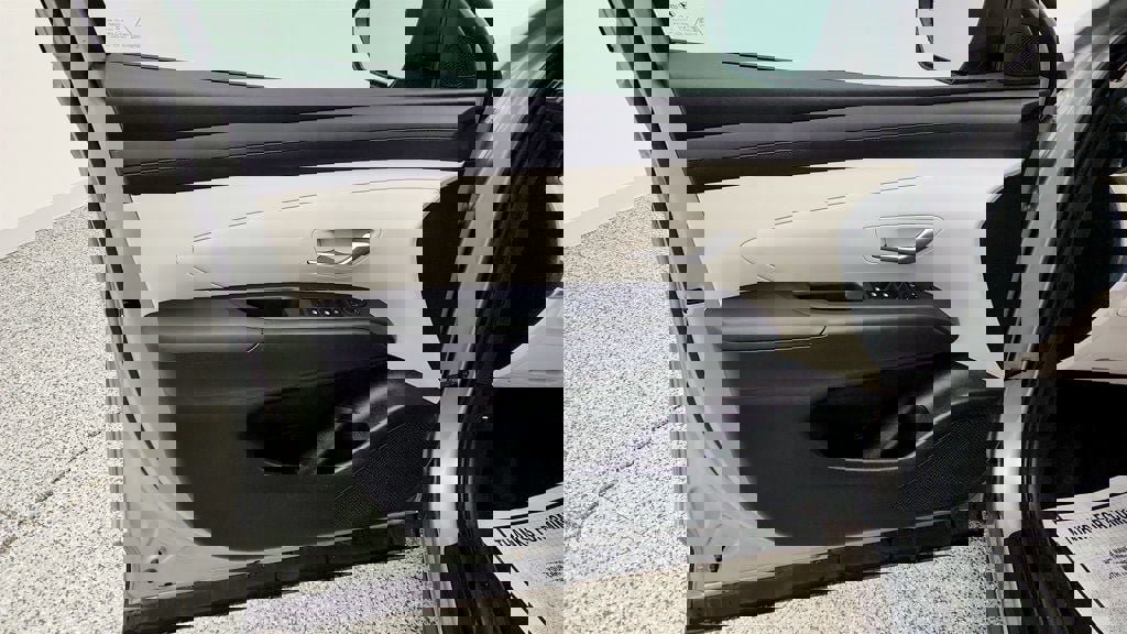 Used 2025 Hyundai Tucson SEL image 10