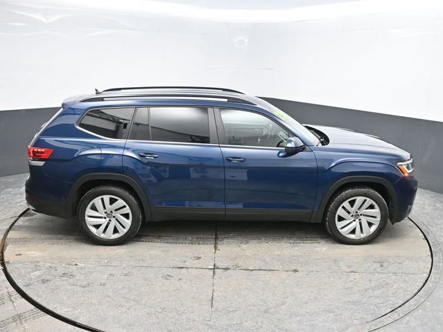 Used 2023 Volkswagen Atlas SE w/ Black Wheel Package AWD/4WD image 16