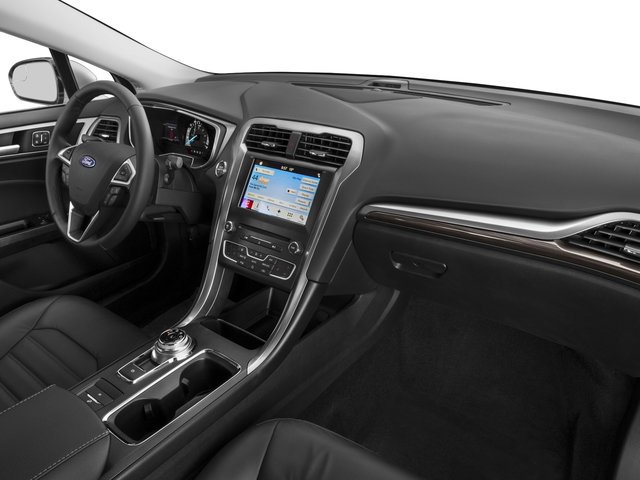 Used 2017 Ford Fusion Energi SE image 16