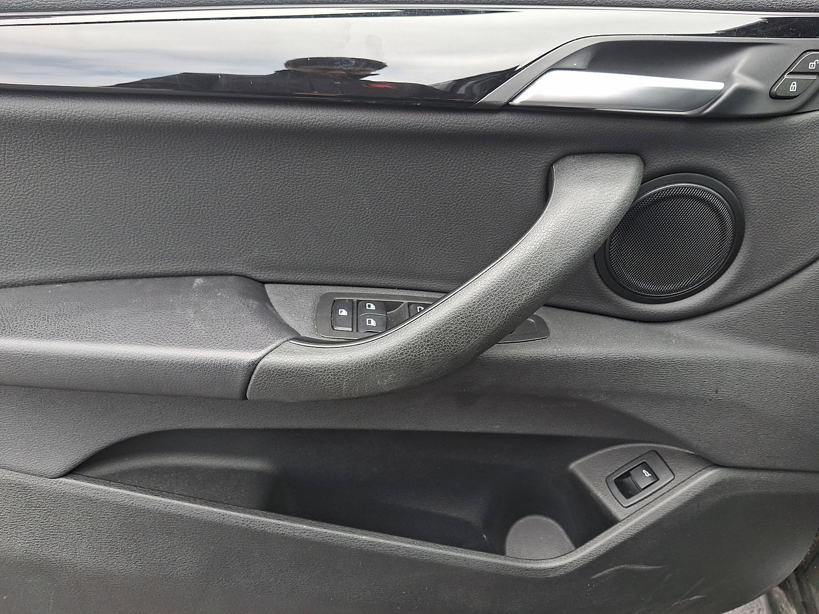 Used 2019 BMW X2 xDrive28i image 12