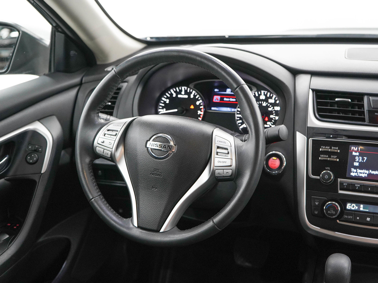 Used 2017 Nissan Altima 2.5 SV FWD image 14