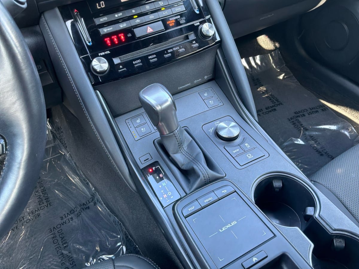 Used 2022 Lexus IS 300 w/ Premium Package RWD image 17