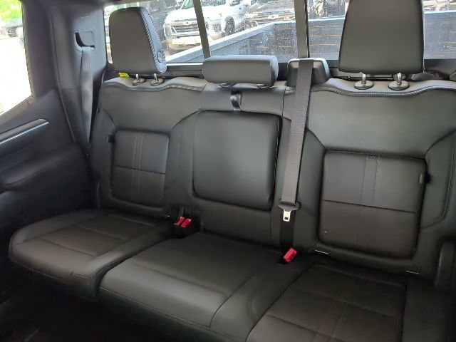 New 2026 Chevrolet Silverado 1500 High Country w/ High Country Premium Package image 8