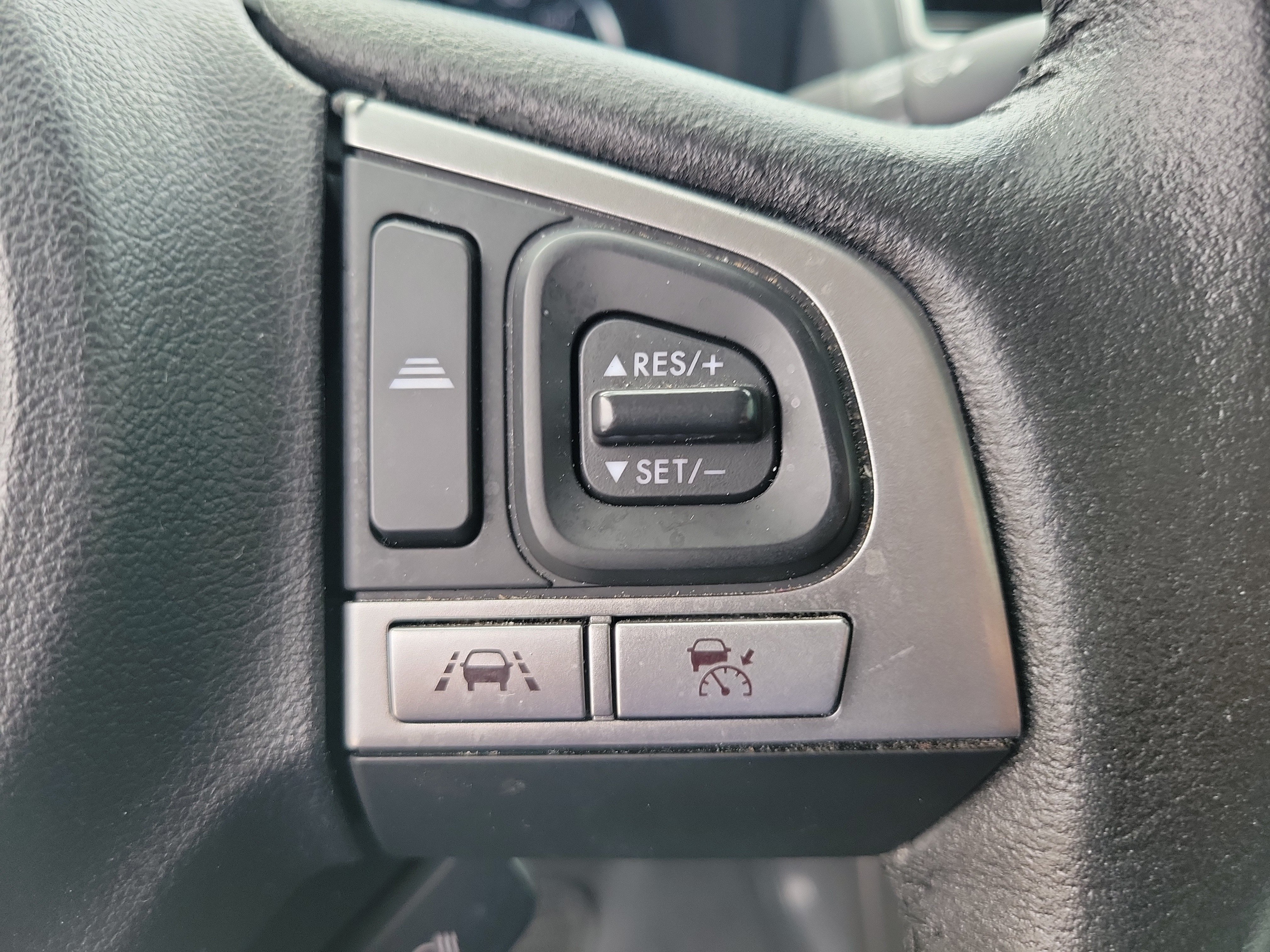 Used 2018 Subaru Forester 2.5i Touring AWD/4WD image 23