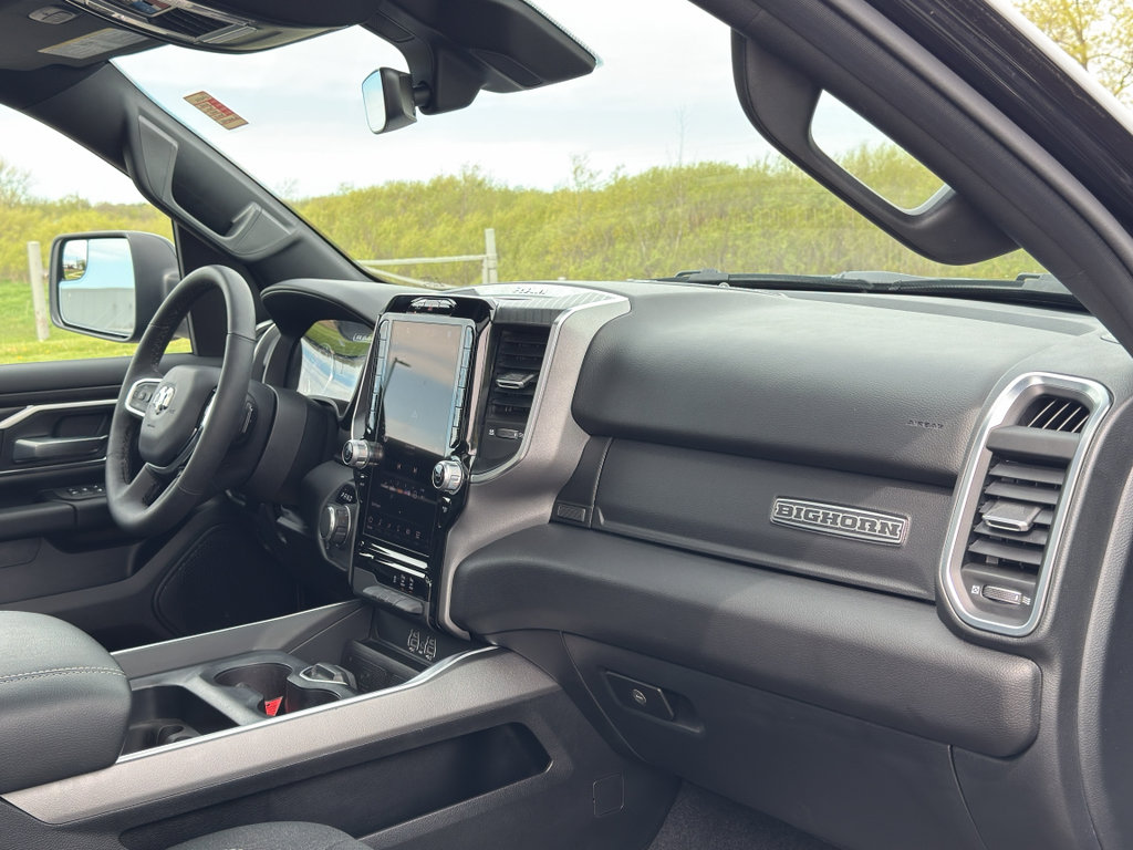Used 2025 RAM 1500 Big Horn AWD/4WD image 31
