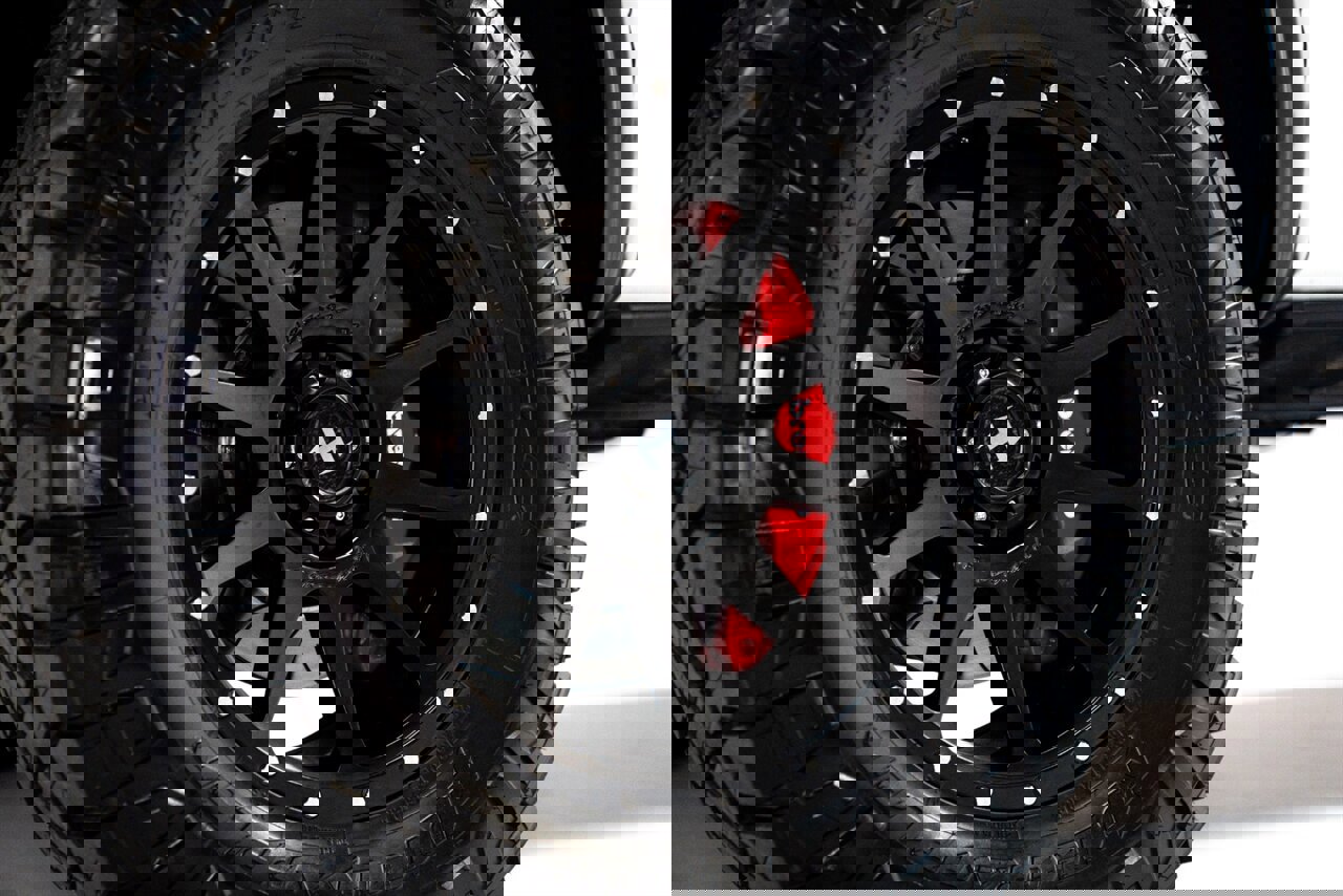 Used 2025 Ford F150 Raptor w/ Equipment Group 803A Raptor R image 24