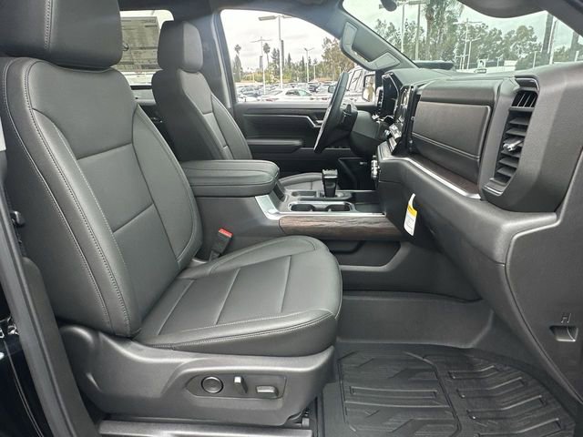 New 2026 GMC Sierra 1500 SLT w/ SLT Premium Package image 28