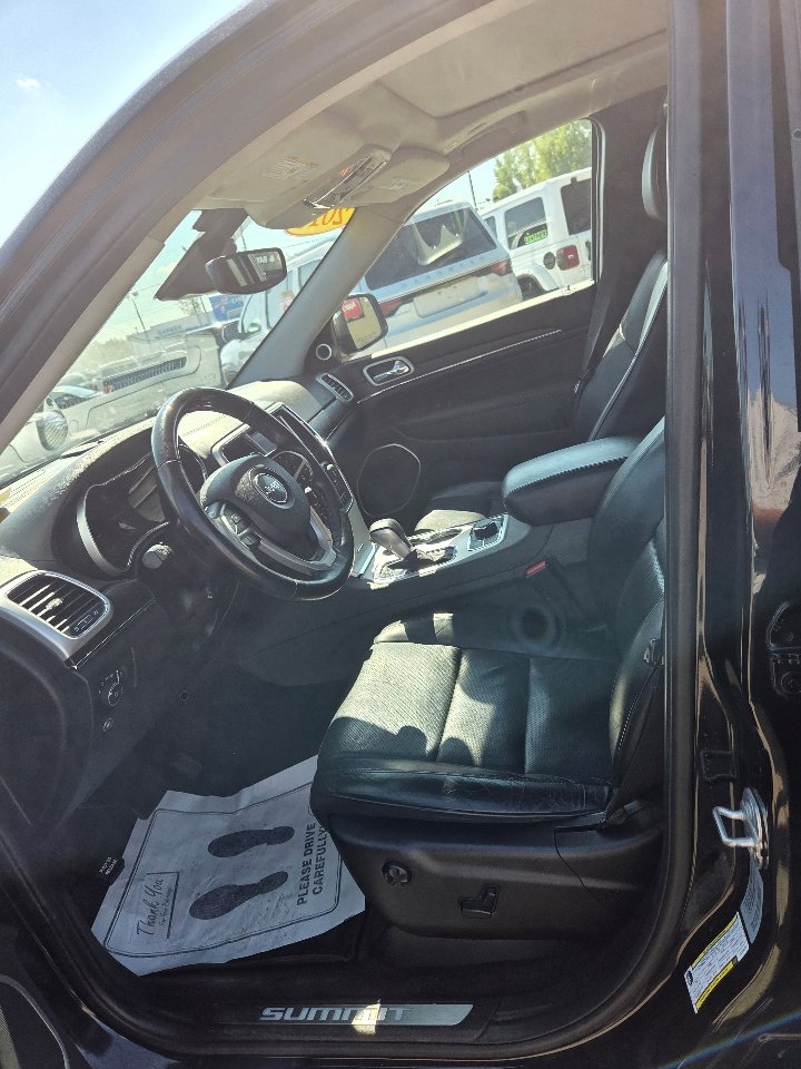 Used 2018 Jeep Grand Cherokee Summit image 9