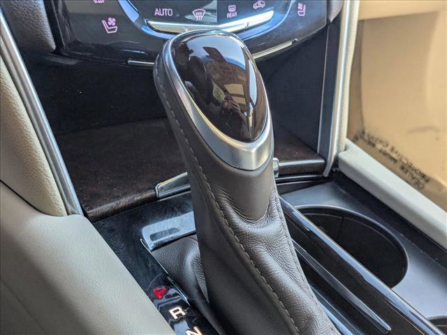 Used 2013 Cadillac XTS Premium FWD image 8