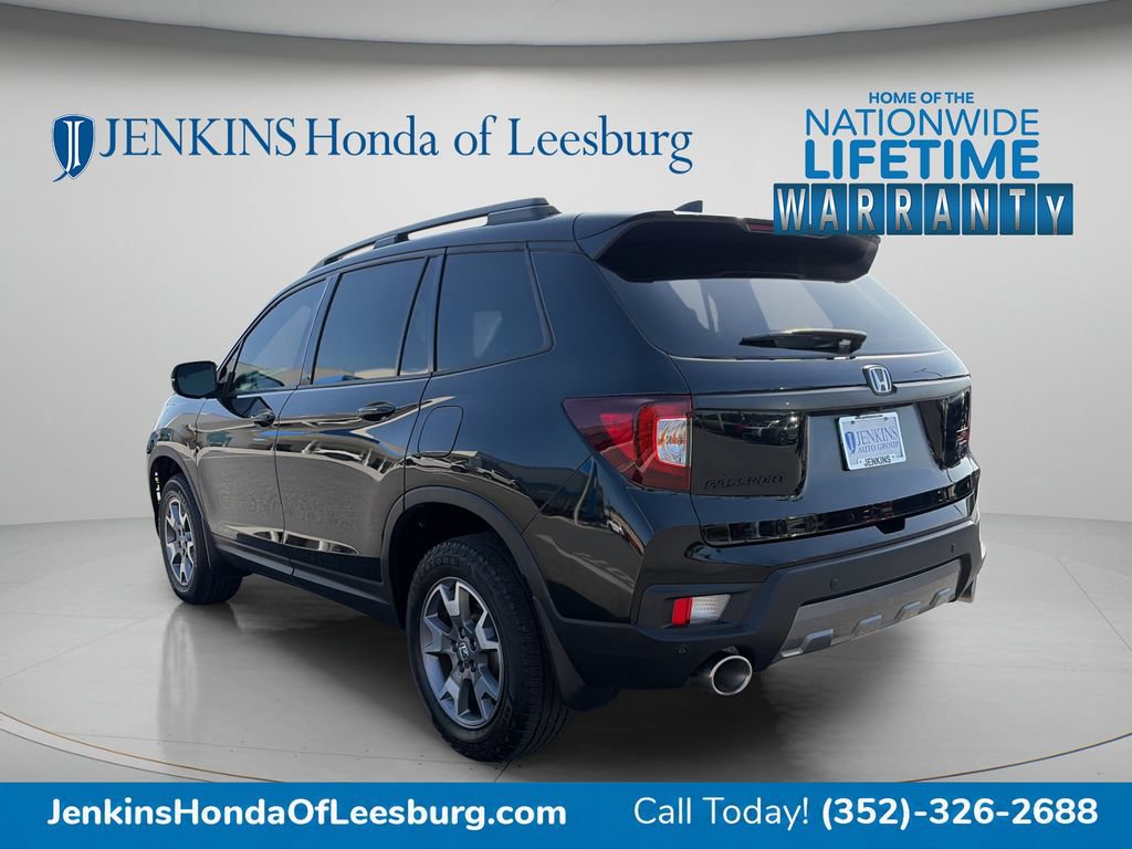 Used 2023 Honda Passport TrailSport image 5