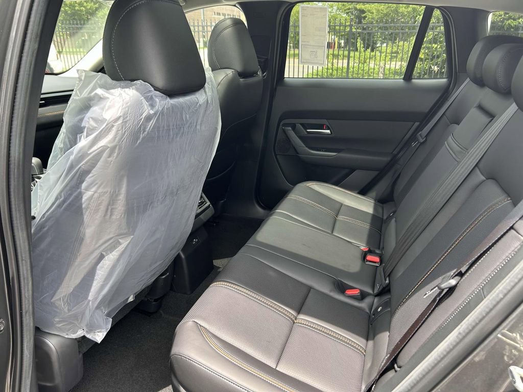 New 2025 MAZDA CX-50 2.5 Hybrid w/ Premium Plus Pkg image 18