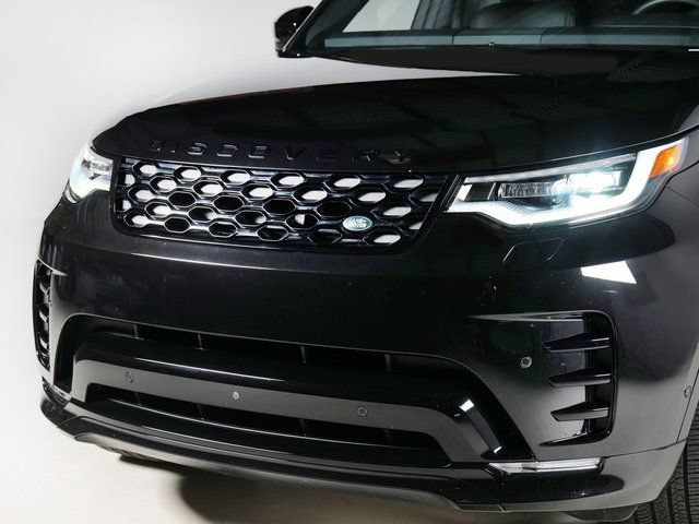 Certified 2025 Land Rover Discovery Dynamic SE AWD/4WD image 28