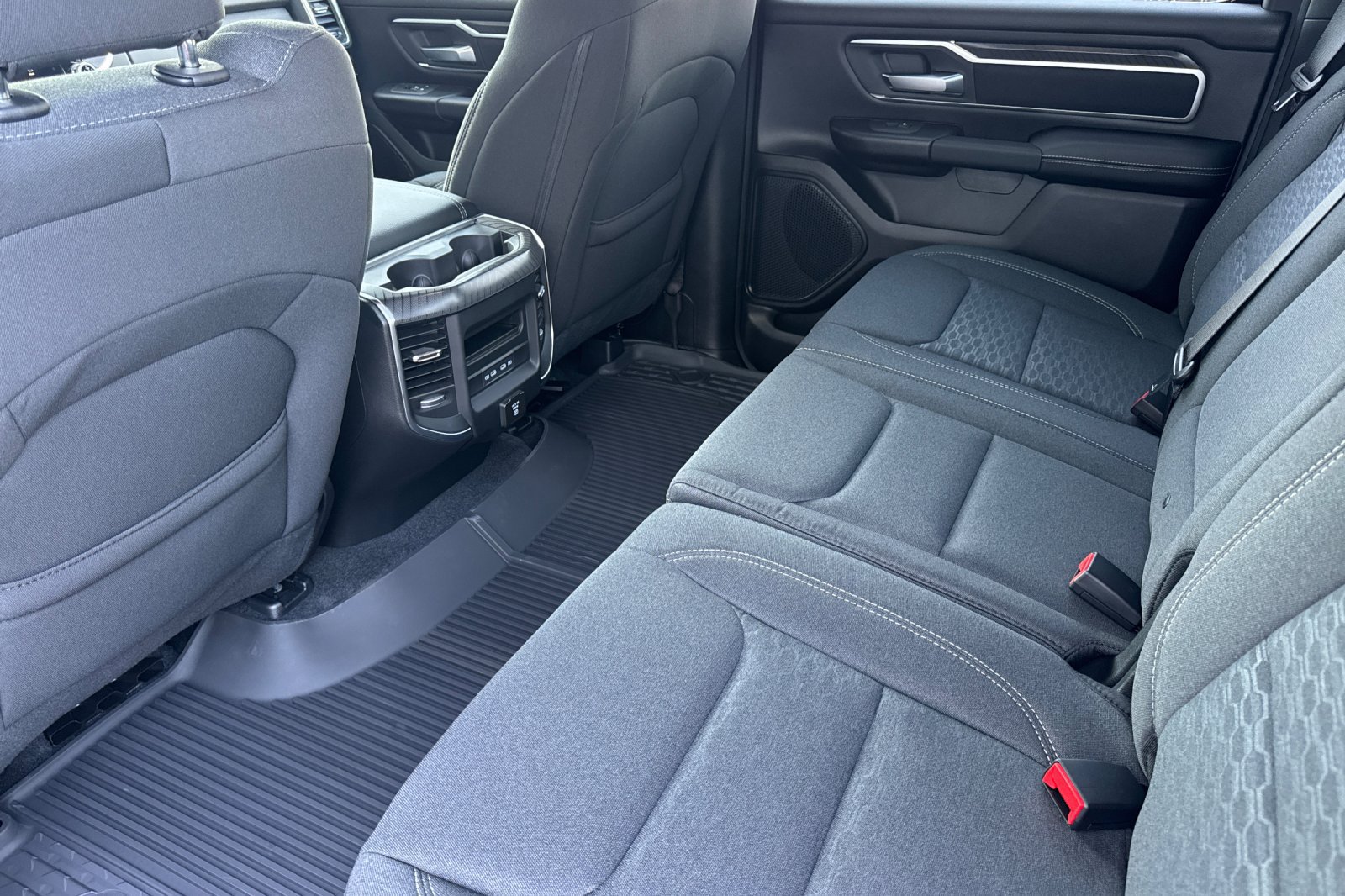 New 2026 RAM 1500 Big Horn AWD/4WD image 12
