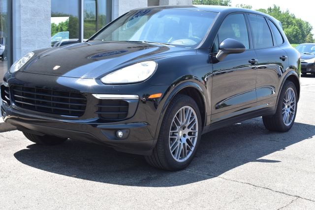 Used 2017 Porsche Cayenne Platinum Edition AWD/4WD image 17