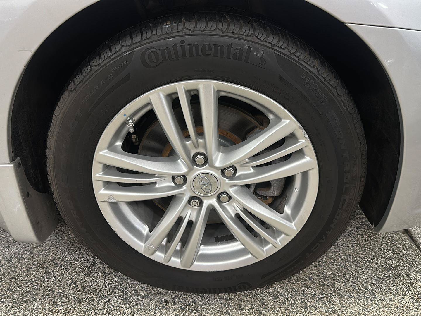 Used 2013 INFINITI G37 x Sedan w/ Premium Pkg AWD/4WD image 9