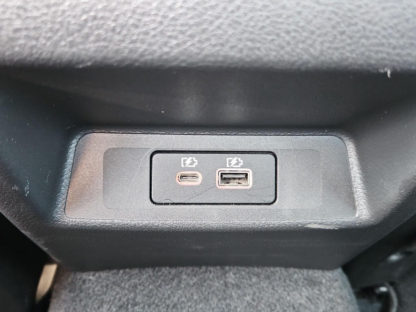 Used 2025 Nissan Altima 2.5 SV FWD image 16