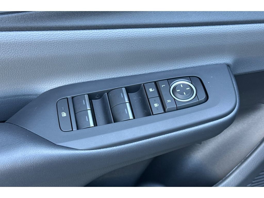 New 2026 Toyota Prius XLE AWD/4WD image 12