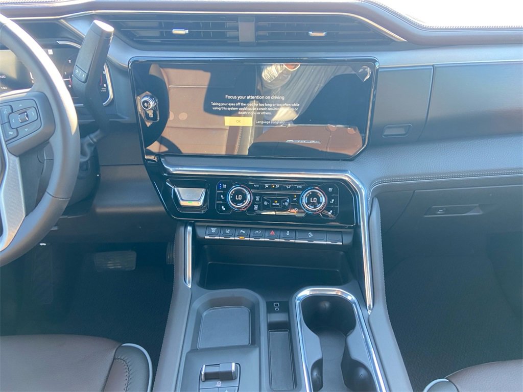 New 2026 GMC Sierra 2500 Denali w/ Denali Reserve Package image 11