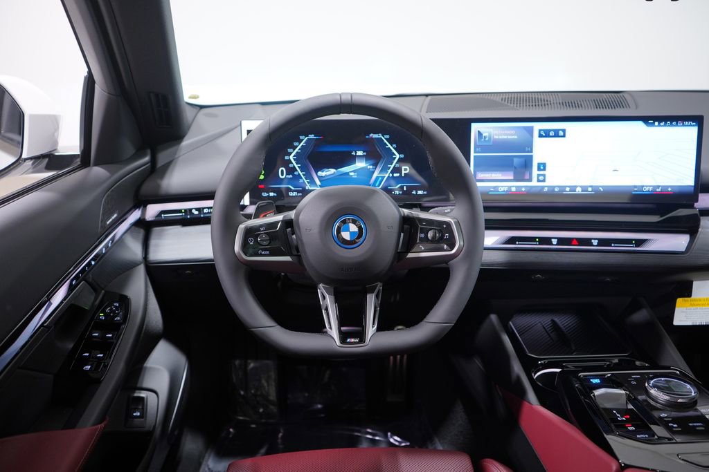New 2026 BMW i5 eDrive40 w/ M Sport Package image 11