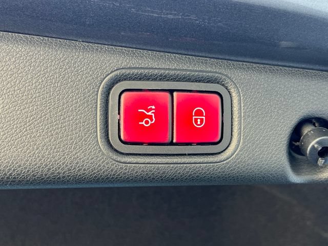 Used 2019 Mercedes-Benz E 300 image 26