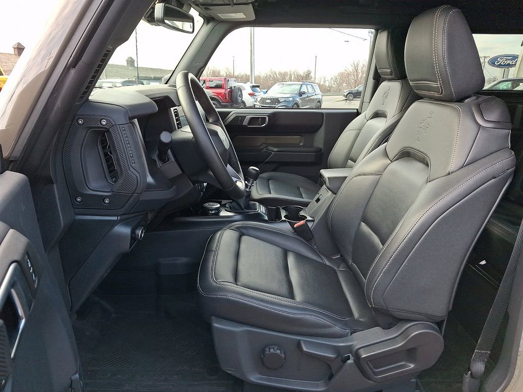 Certified 2025 Ford Bronco Badlands w/ Sasquatch Package image 14