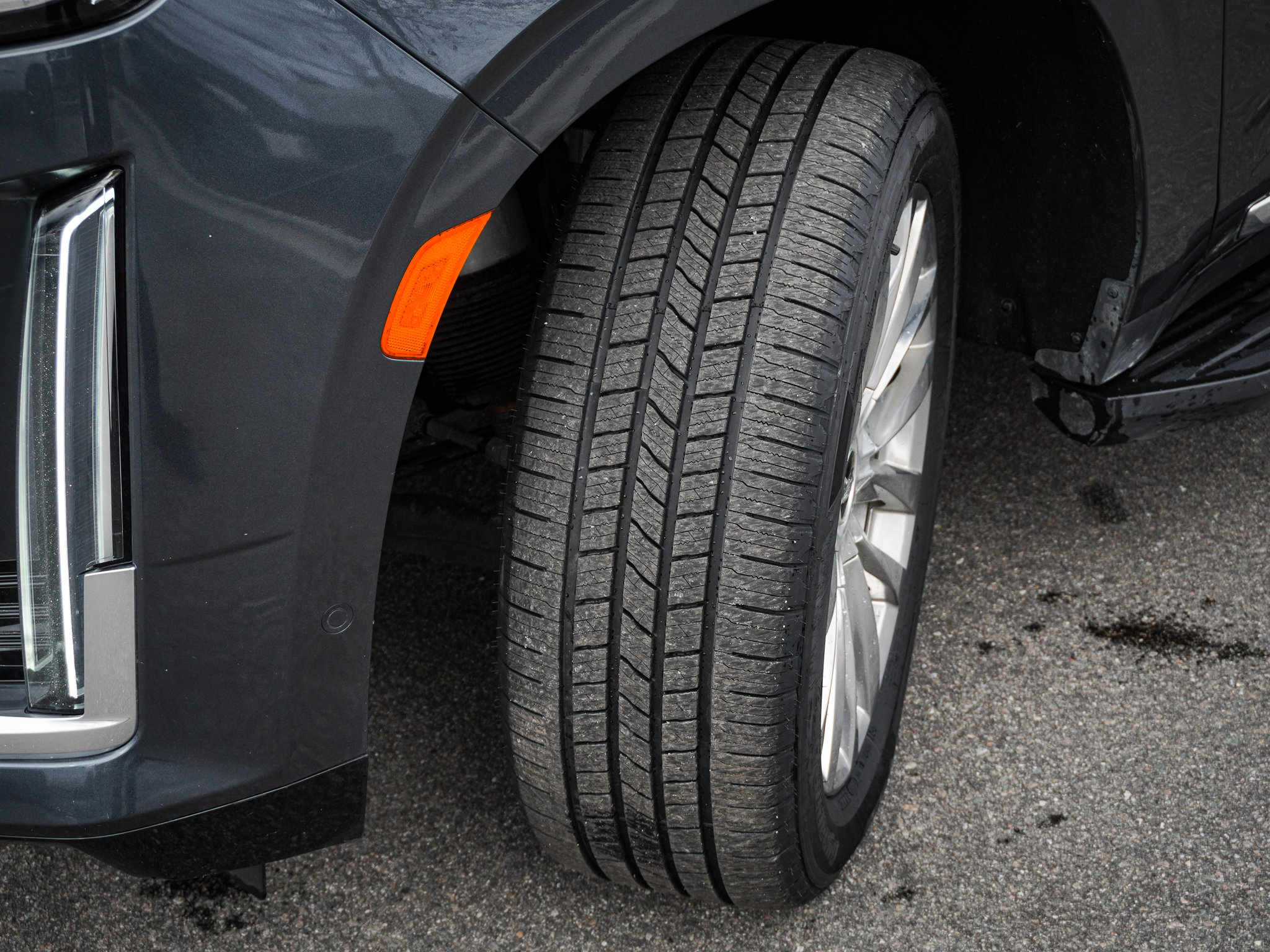 Used 2021 Cadillac Escalade Premium Luxury w/ Driver Assist Tech Package image 12