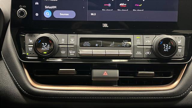 Used 2024 Toyota Grand Highlander AWD Hybrid image 18