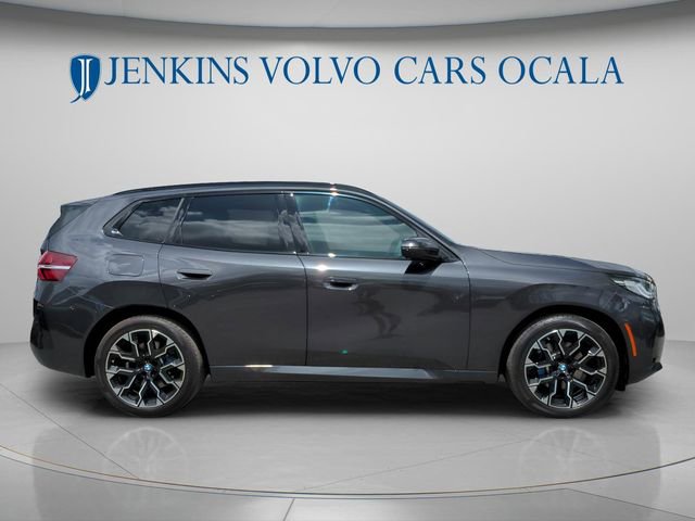 Used 2025 BMW X3 xDrive30i w/ Premium Package AWD/4WD image 2