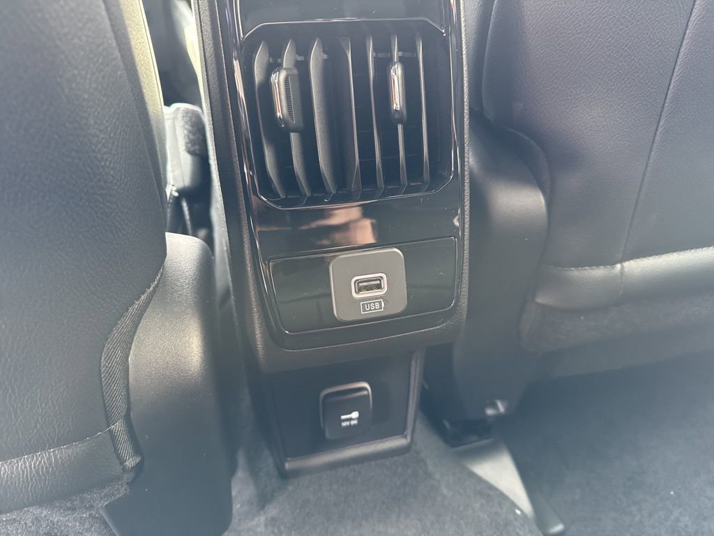 New 2026 Jeep Compass Latitude AWD/4WD image 17
