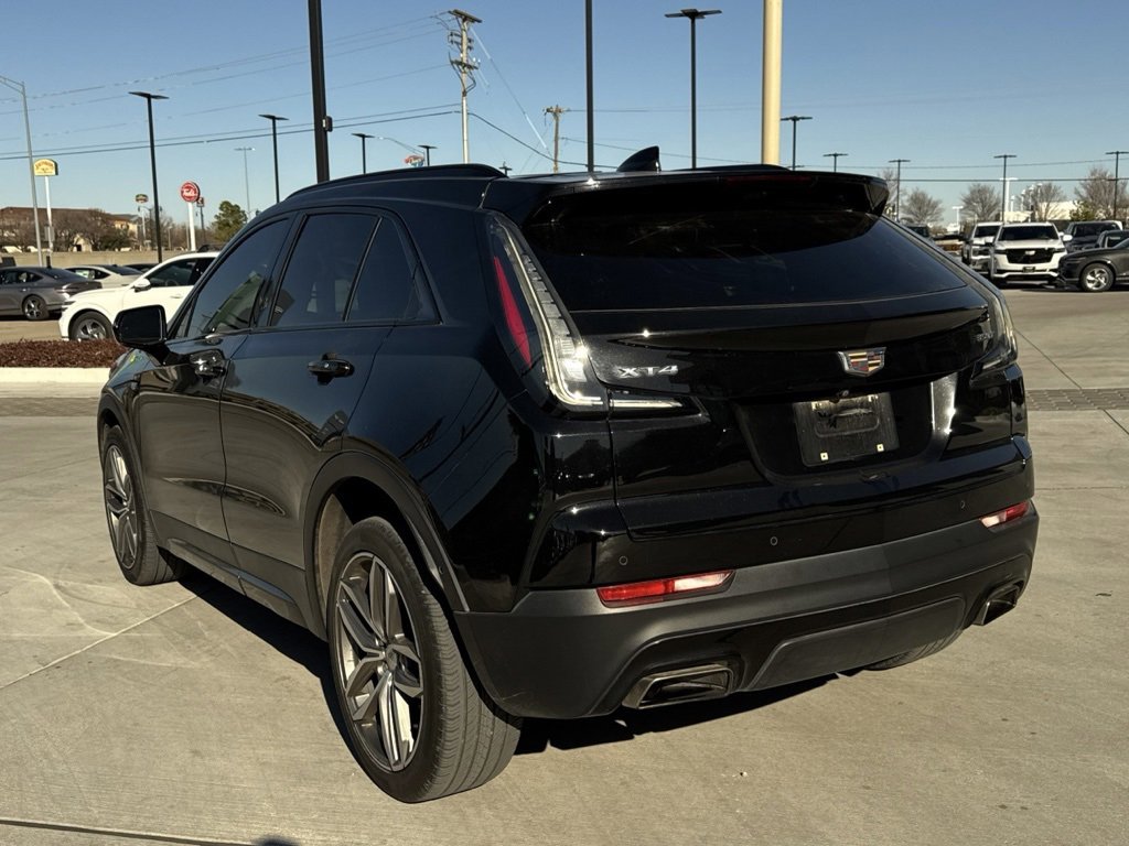 Used 2022 Cadillac XT4 Sport image 6