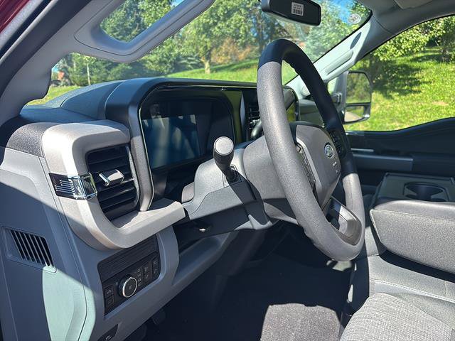 New 2027 Ford F250 XLT w/ XLT Premium Package AWD/4WD image 12