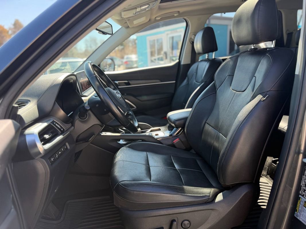 Used 2020 Kia Telluride EX w/ Towing Package AWD/4WD image 11