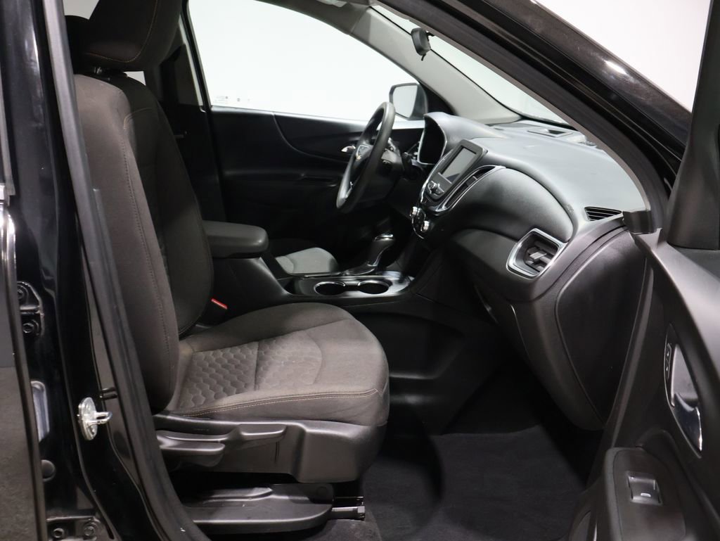 Used 2020 Chevrolet Equinox LT image 23