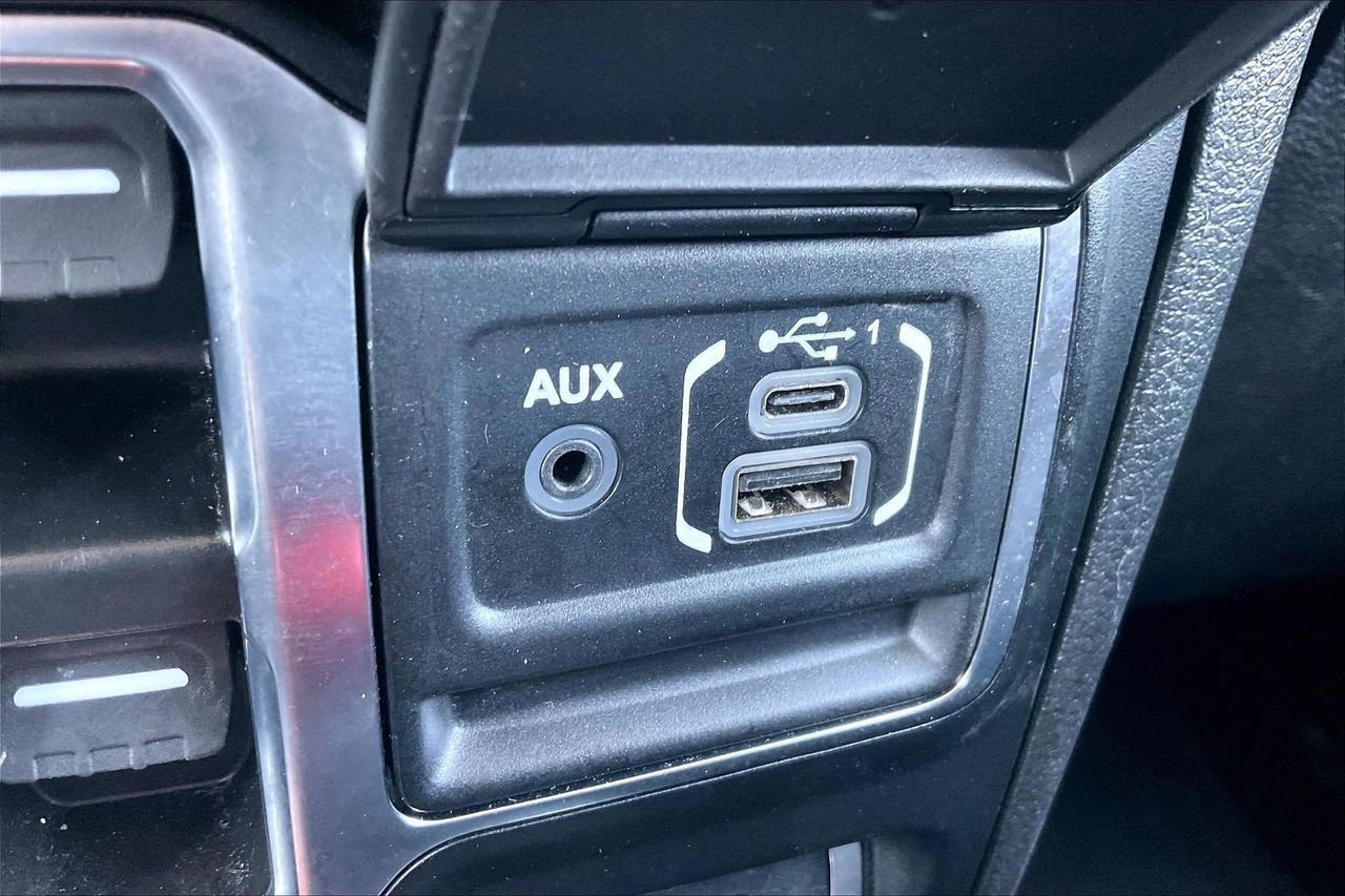 Certified 2025 Jeep Wrangler Unlimited Rubicon image 17