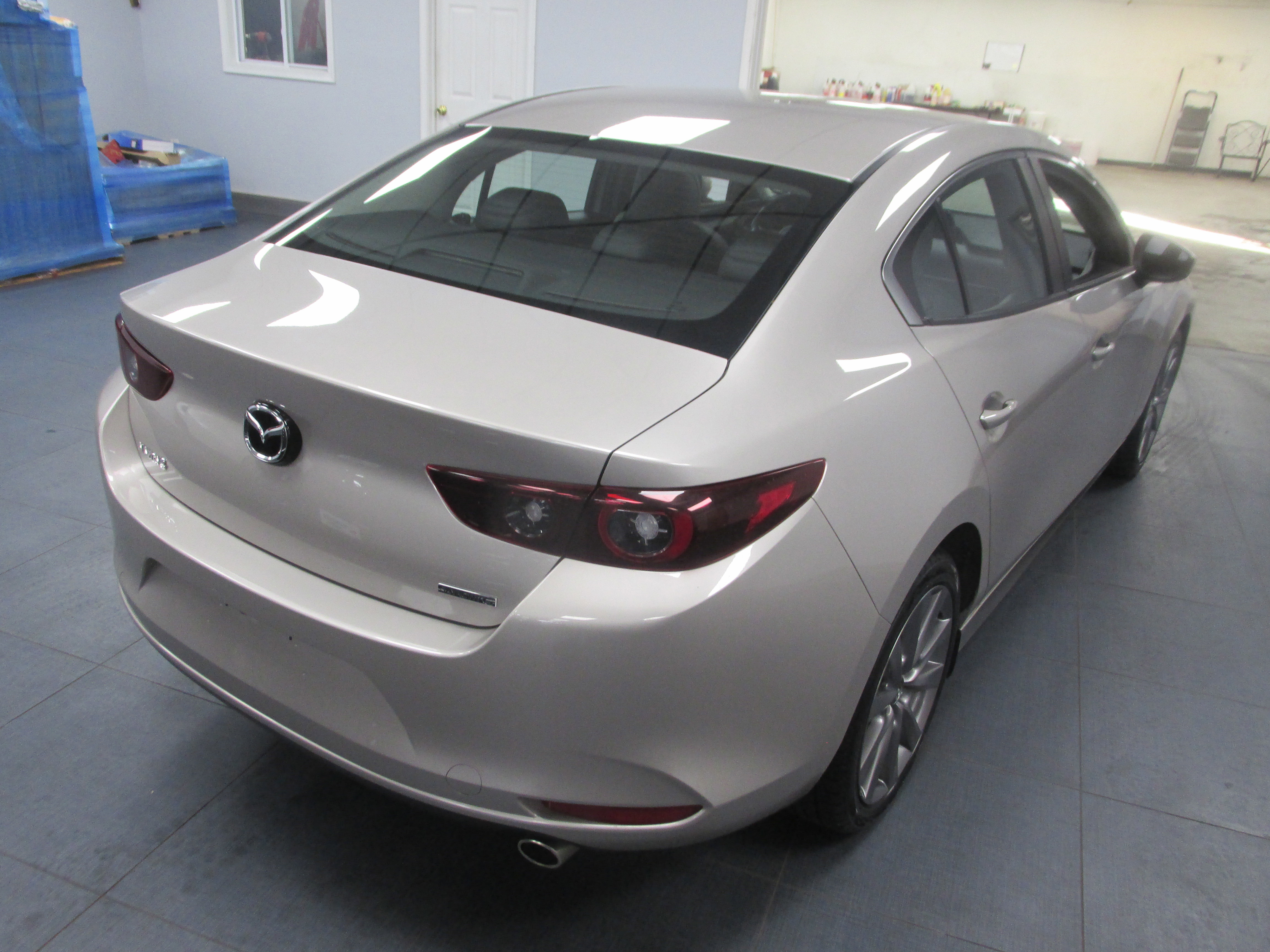 Used 2024 MAZDA MAZDA3 s FWD image 5