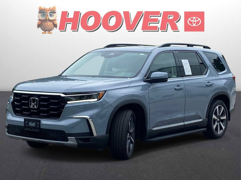 Used 2025 Honda Pilot Touring image 5