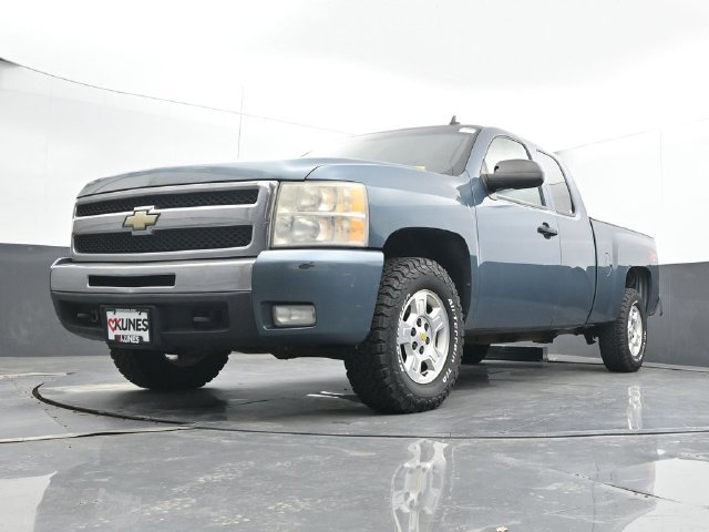 Used 2009 Chevrolet Silverado 1500 LT w/ Power Pack Plus AWD/4WD image 42