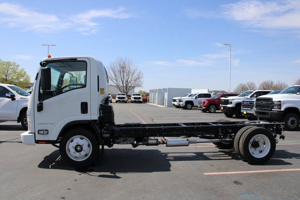 New 2025 Chevrolet Low Cab Forward RWD image 2