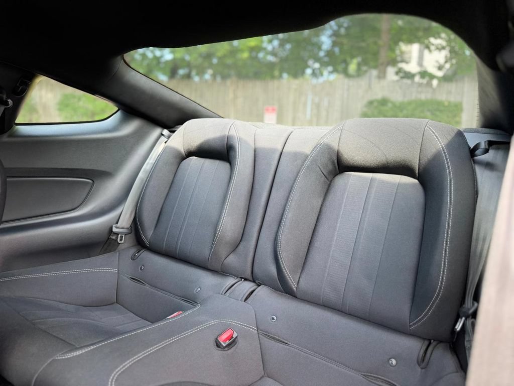 Used 2021 Ford Mustang Coupe RWD image 25