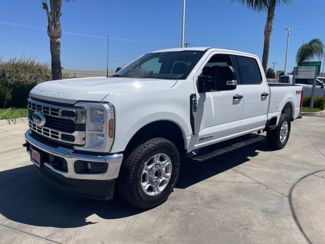 New 2026 Ford F250 XLT w/ FX4 Off-Road Package
