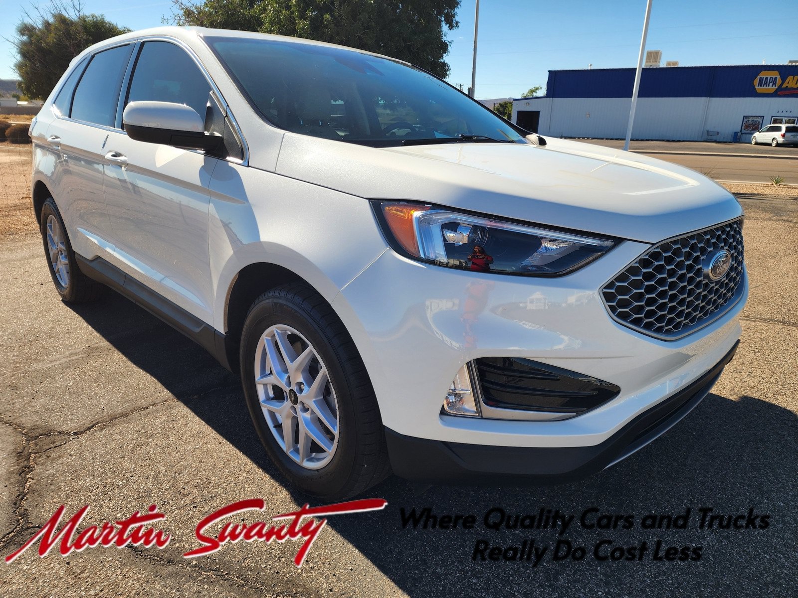Used 2023 Ford Edge SEL w/ Convenience Package AWD/4WD image 1