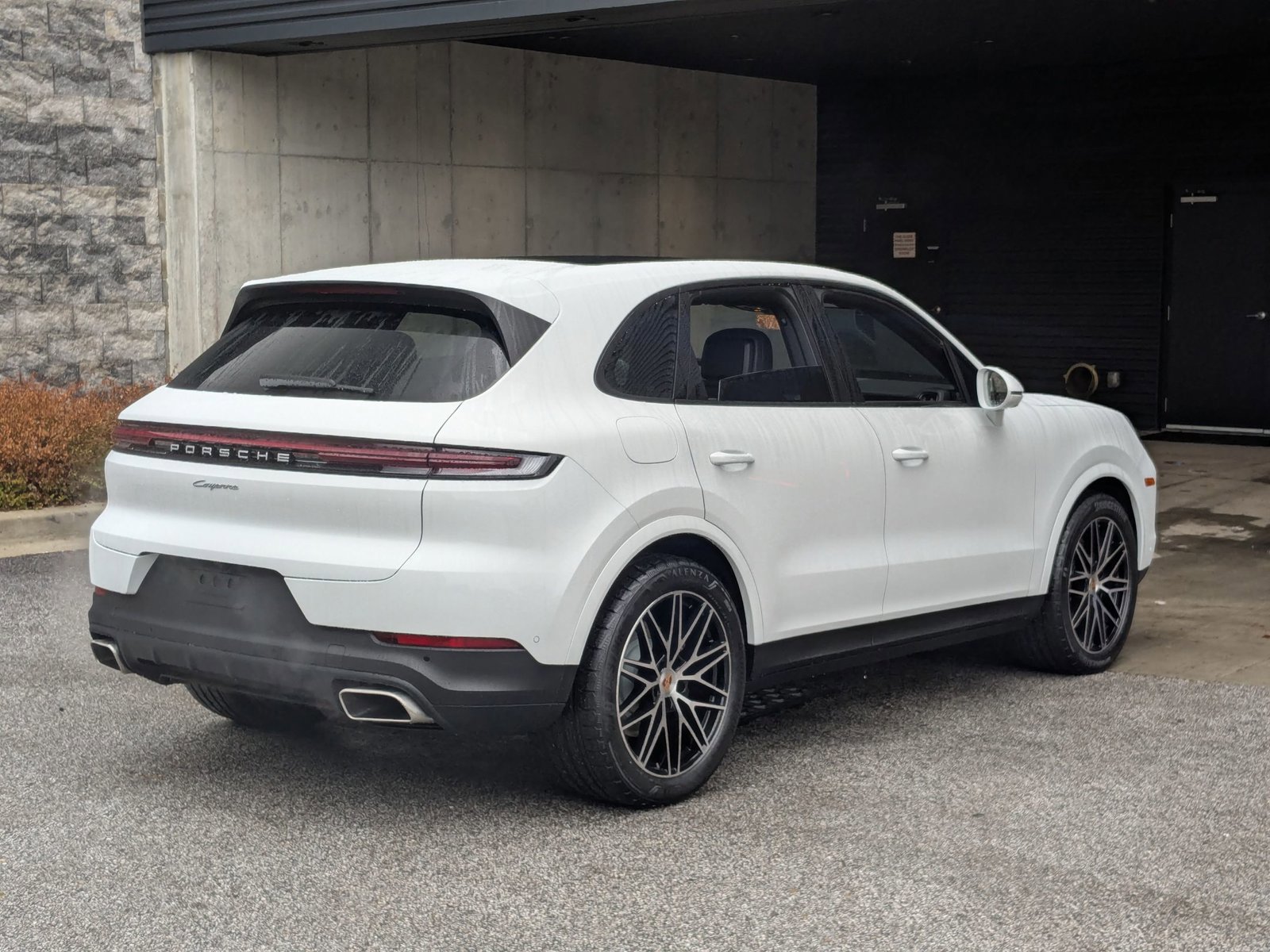 New 2026 Porsche Cayenne image 9