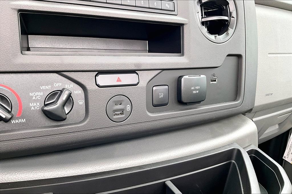 New 2025 Ford E-450 and Econoline 450 Super Duty w/ Power Equipment Group image 18