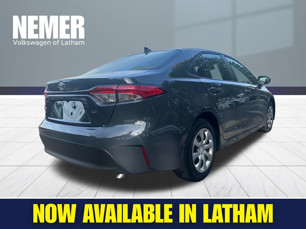 Used 2026 Toyota Corolla LE FWD image 4