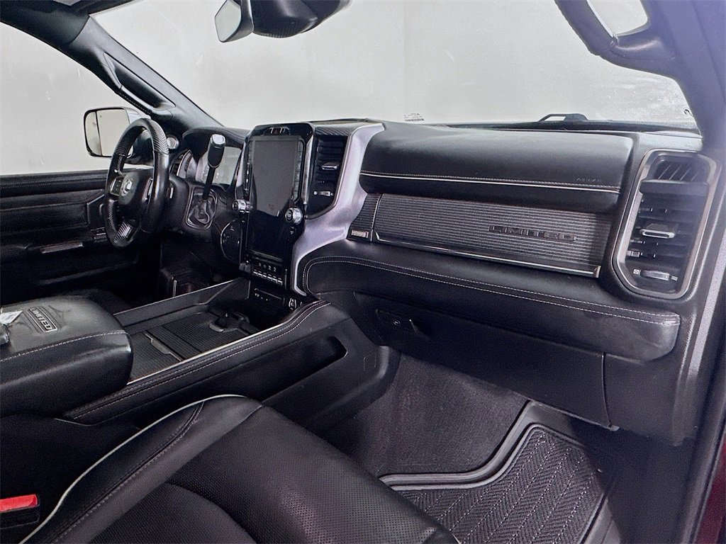 Used 2019 RAM 3500 Limited image 32