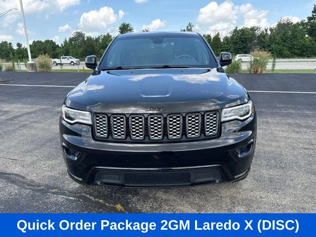 Used 2022 Jeep Grand Cherokee Laredo X AWD/4WD image 3