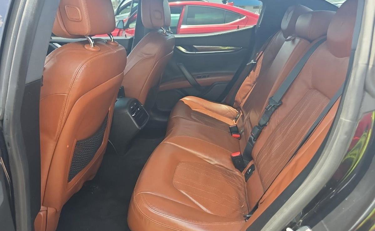 Used 2014 Maserati Ghibli S Q4 AWD/4WD image 11