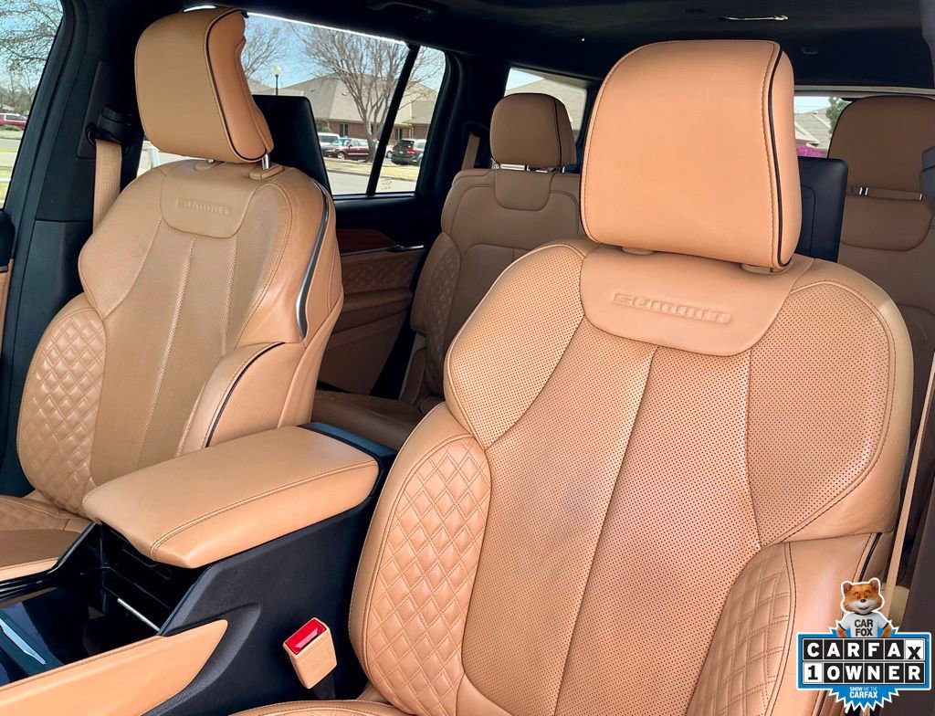 Used 2024 Jeep Grand Cherokee L Summit AWD/4WD image 40