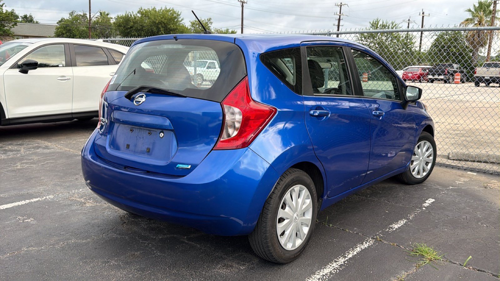 Used 2016 Nissan Versa Note S Plus FWD image 4